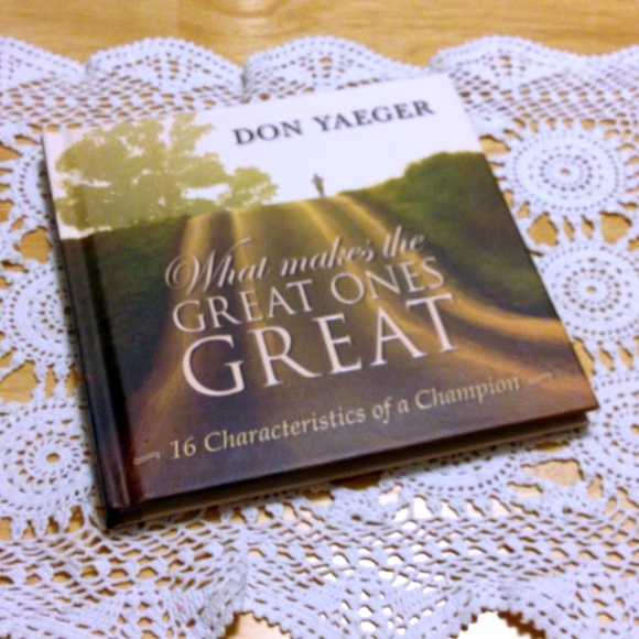 3 for $10 book sale! Business and Success Book - What Makes the Great Ones Great - Picture 1 of 5